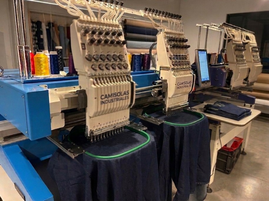 Bordado de uniformes y camisolas industriales en Silao, Guanajuato